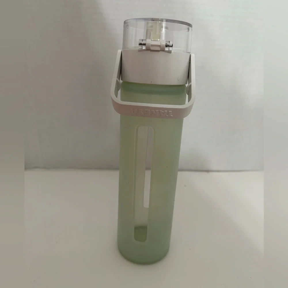 Takeya Green Insulated Water Bottle Flip Lock Clear Lid Wellness Hydration